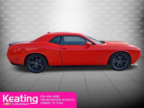 Used 2022 Dodge Challenger R/T w/ Plus Package RWD image 4