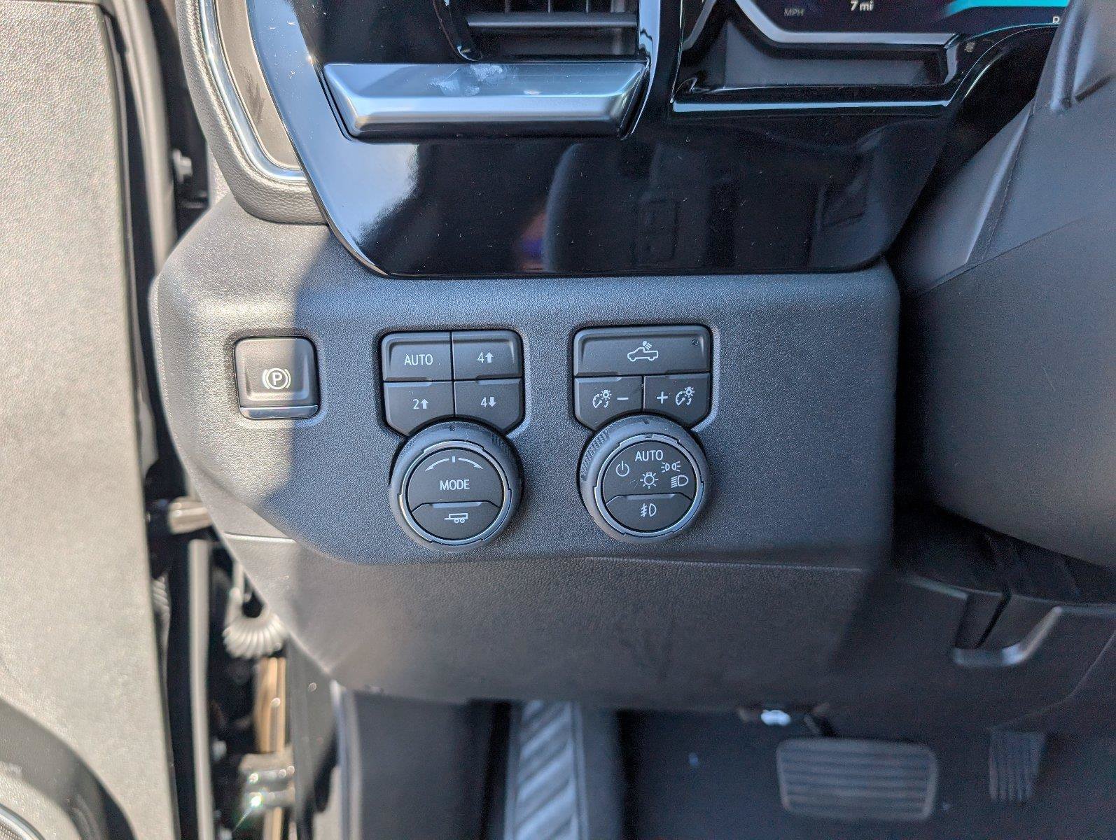 New 2026 Chevrolet Silverado 1500 RST w/ Z71 Off-Road Package AWD/4WD image 27