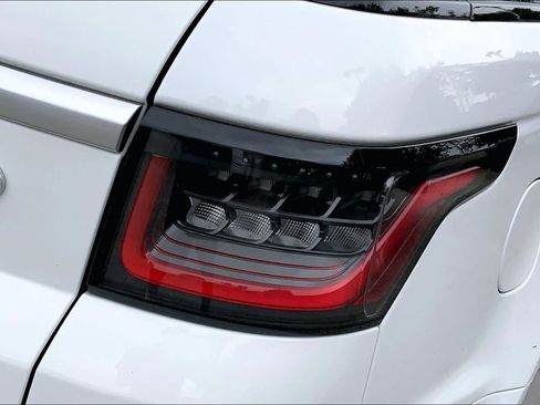 Used 2020 Land Rover Range Rover Sport HSE AWD/4WD image 25