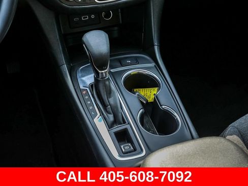 Used 2023 Chevrolet Equinox LT w/ Driver Convenience Package FWD image 29