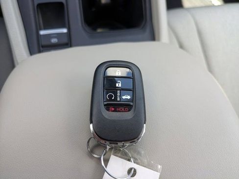 Certified 2025 Honda Accord LX image 29
