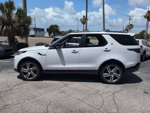 Used 2022 Land Rover Discovery S R-Dynamic AWD/4WD image 8
