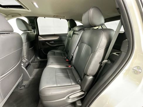 Used 2025 MAZDA CX-70 3.3 Turbo w/ Preferred Package image 21