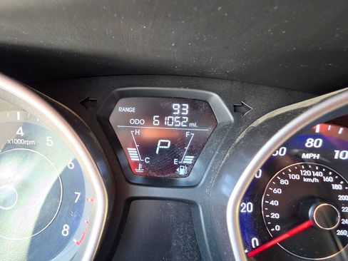 Used 2013 Hyundai Elantra GLS FWD image 43
