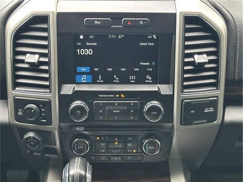 Used 2018 Ford F150 Lariat w/ Equipment Group 501A Mid AWD/4WD image 25