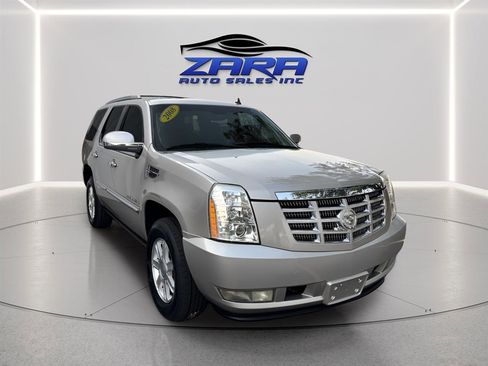 Used 2008 Cadillac Escalade AWD image 8