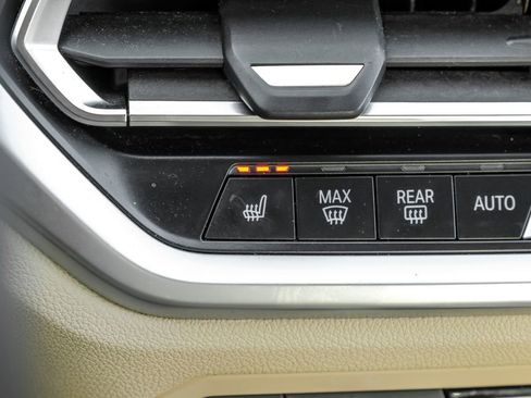 Used 2020 BMW 330i Sedan w/ Convenience Package image 26