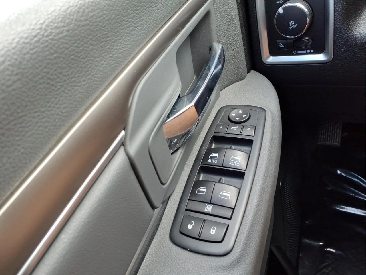 Used 2017 RAM 1500 Big Horn AWD/4WD image 25