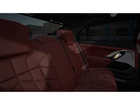 New 2026 BMW 760i xDrive AWD/4WD image 12