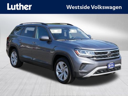 Certified 2022 Volkswagen Atlas SE AWD/4WD image 1