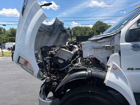 Used 2018 Ford F650 2WD Regular Cab Super Duty image 11
