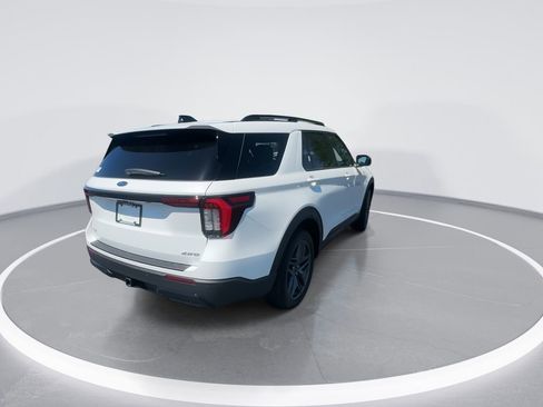 New 2026 Ford Explorer ST-Line AWD/4WD image 9