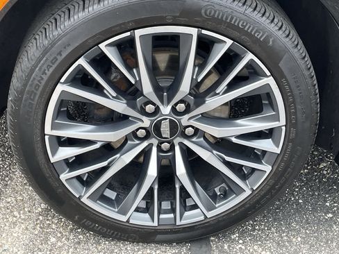 Certified 2024 Cadillac XT4 Sport w/ Cold Weather Package AWD/4WD image 40