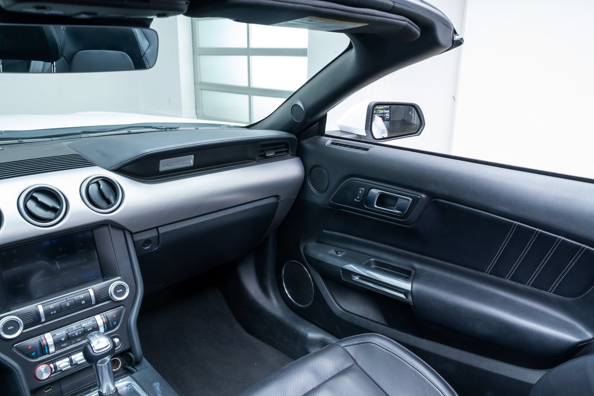Used 2022 Ford Mustang Premium RWD image 11