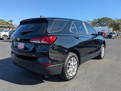 Used 2024 Chevrolet Equinox LS w/ Driver Confidence II Package image 4