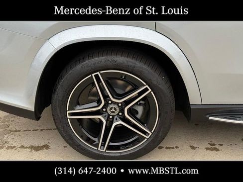 New 2026 Mercedes-Benz GLS 450 4MATIC image 4