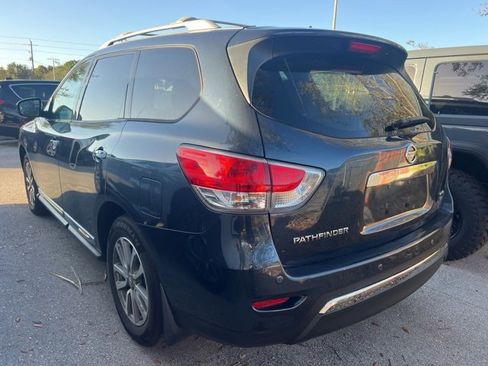 Used 2016 Nissan Pathfinder SL image 5