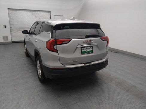 Used 2020 GMC Terrain SLE FWD image 6