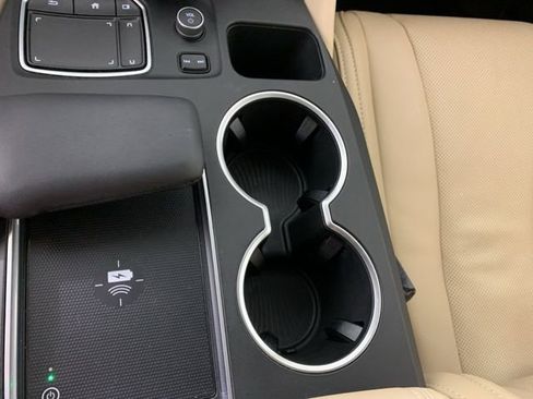 Used 2022 Acura MDX SH-AWD w/ Technology Package image 29