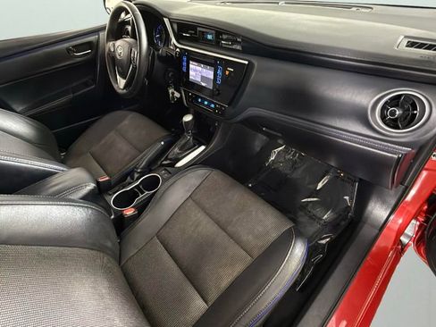 Used 2017 Toyota Corolla SE image 30