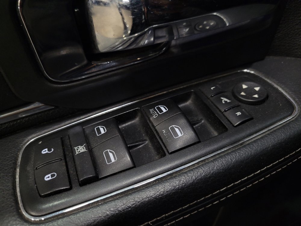 Used 2015 RAM 1500 Laramie w/ Convenience Group AWD/4WD image 27