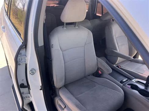 Certified 2017 Honda Pilot EX image 12