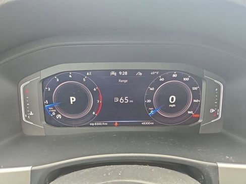 Certified 2023 Volkswagen Atlas SE w/ Panoramic Sunroof Package image 9