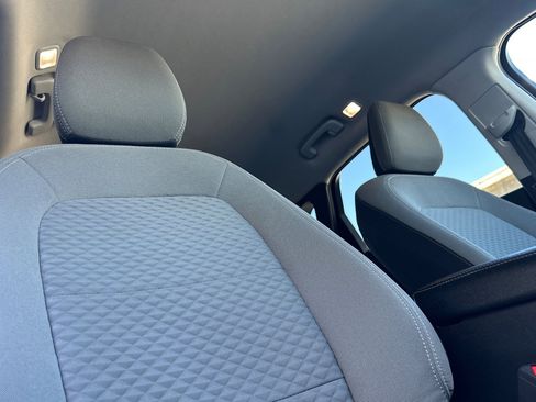 Used 2022 Ford Escape SE w/ SE Sport Appearance Package image 16