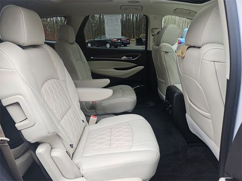 Certified 2023 Buick Enclave Avenir w/ Avenir Technology Package image 28