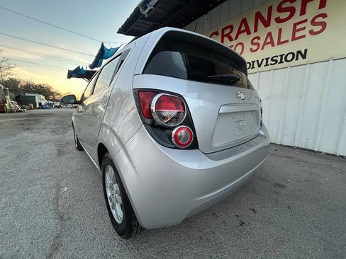 Used 2015 Chevrolet Sonic LT image 5