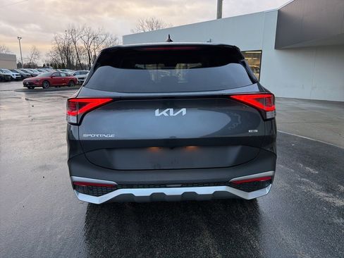 Certified 2023 Kia Sportage LX image 7