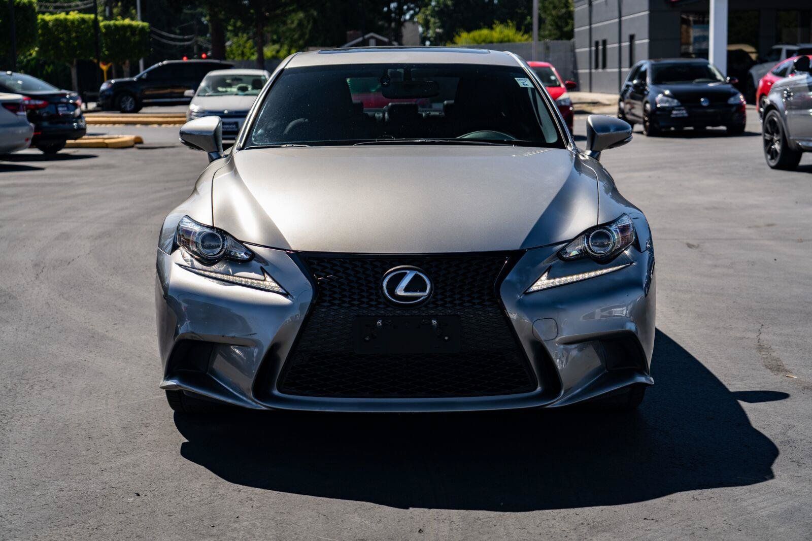 Used 2016 Lexus IS 300 AWD image 3