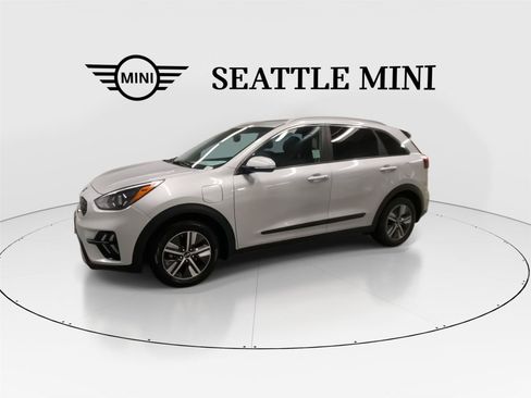 Used 2020 Kia Niro EX FWD image 5