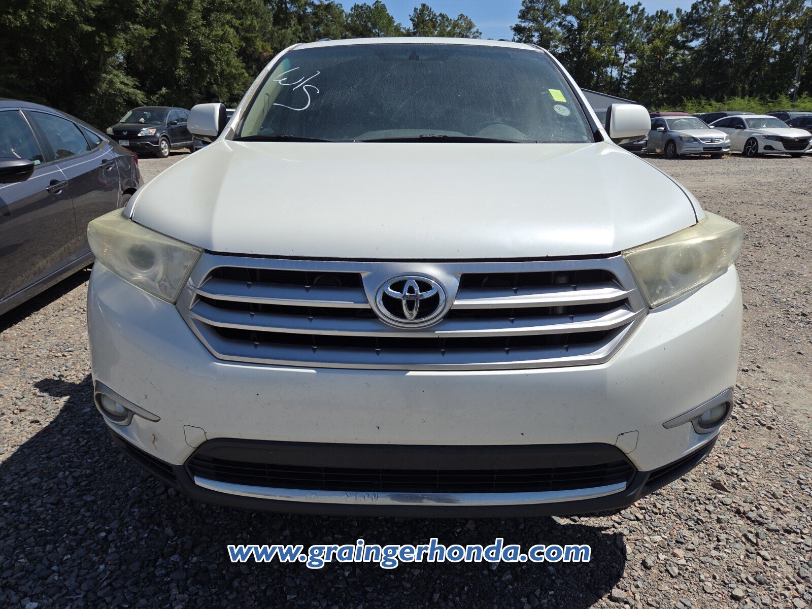Used 2012 Toyota Highlander Limited w/ Tow Pkg FWD image 2