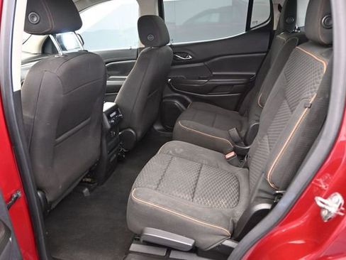 Used 2019 GMC Acadia SLE w/ Driver Alert Package I AWD/4WD image 15