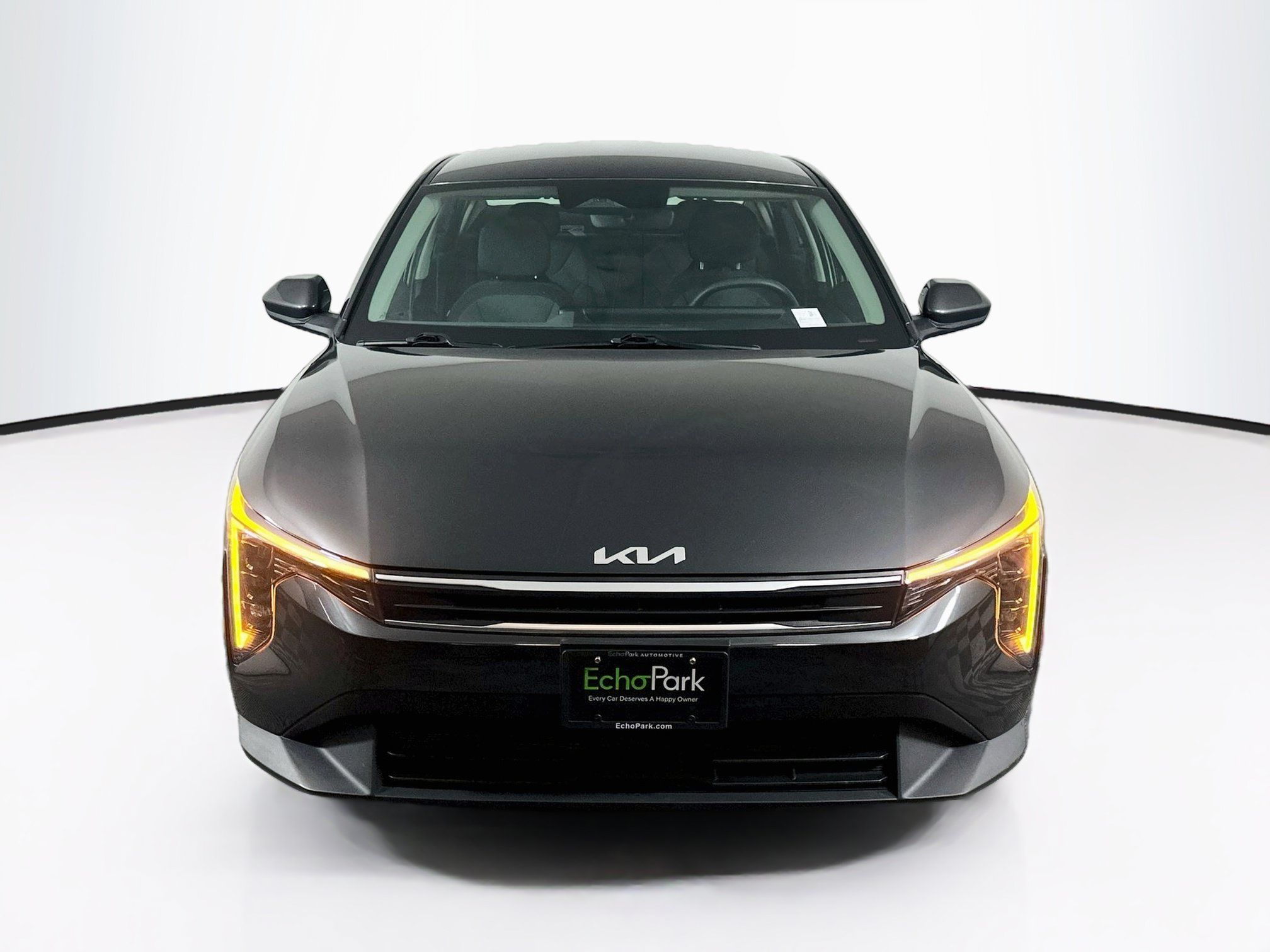Used 2025 Kia K4 FWD image 2