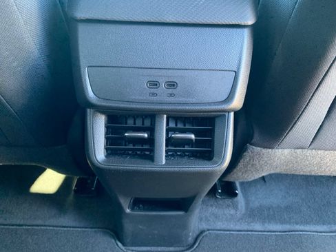New 2026 Chevrolet Equinox LT FWD image 33