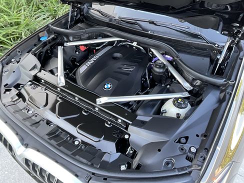 Certified 2024 BMW X7 xDrive40i image 35