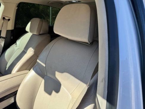 Used 2012 BMW 740Li image 39
