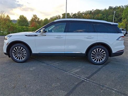 Certified 2024 Lincoln Aviator Reserve w/ Elements Package Plus image 4