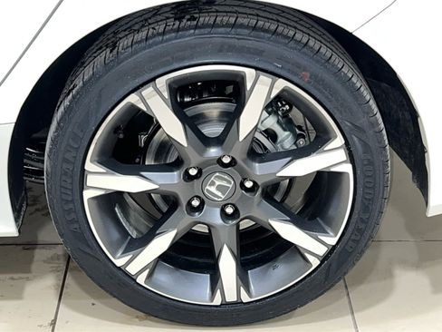 New 2026 Honda Civic Sport Touring image 5