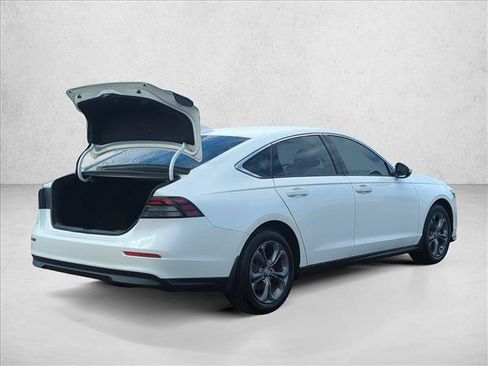 Certified 2024 Honda Accord EX image 5