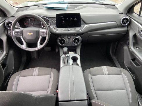 Used 2025 Chevrolet Blazer LT FWD image 48