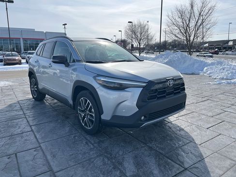New 2026 Toyota Corolla Cross XLE image 7