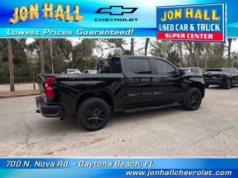 Used 2025 Chevrolet Silverado 1500 Custom image 15