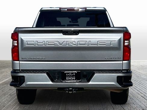 Used 2023 Chevrolet Silverado 1500 Custom image 4