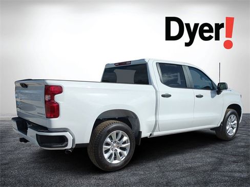 New 2026 Chevrolet Silverado 1500 Custom image 3