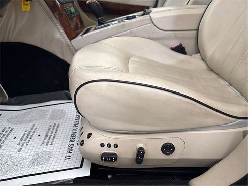 Used 2010 Maserati Quattroporte S image 39