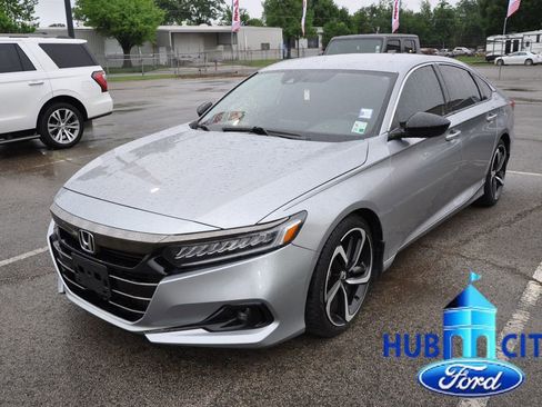 Used 2022 Honda Accord Sport image 1