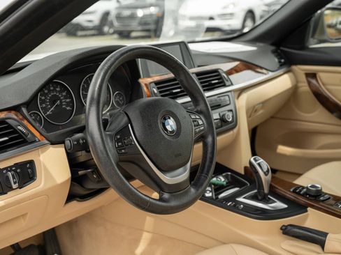 Used 2014 BMW 428i xDrive Convertible AWD/4WD image 17